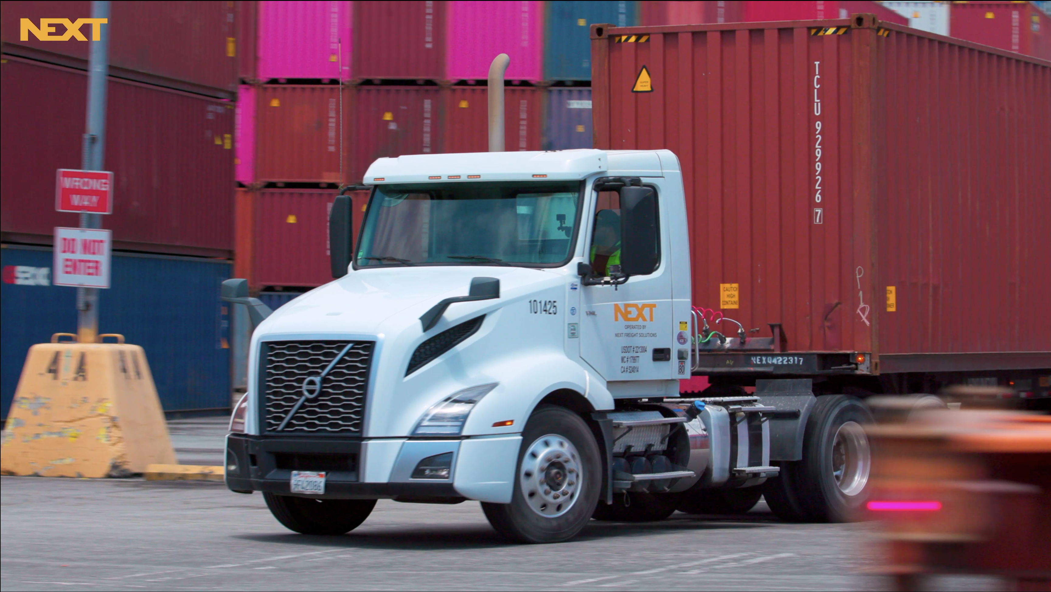 What Is a Truck Driver’s Salary?